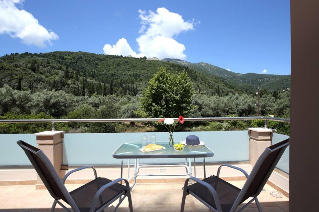 Villa Ligero Agios Christoforos  Ngoại thất bức ảnh