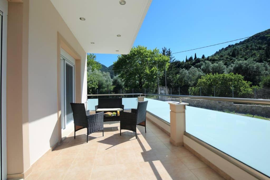 Villa Ligero Agios Christoforos  Ngoại thất bức ảnh